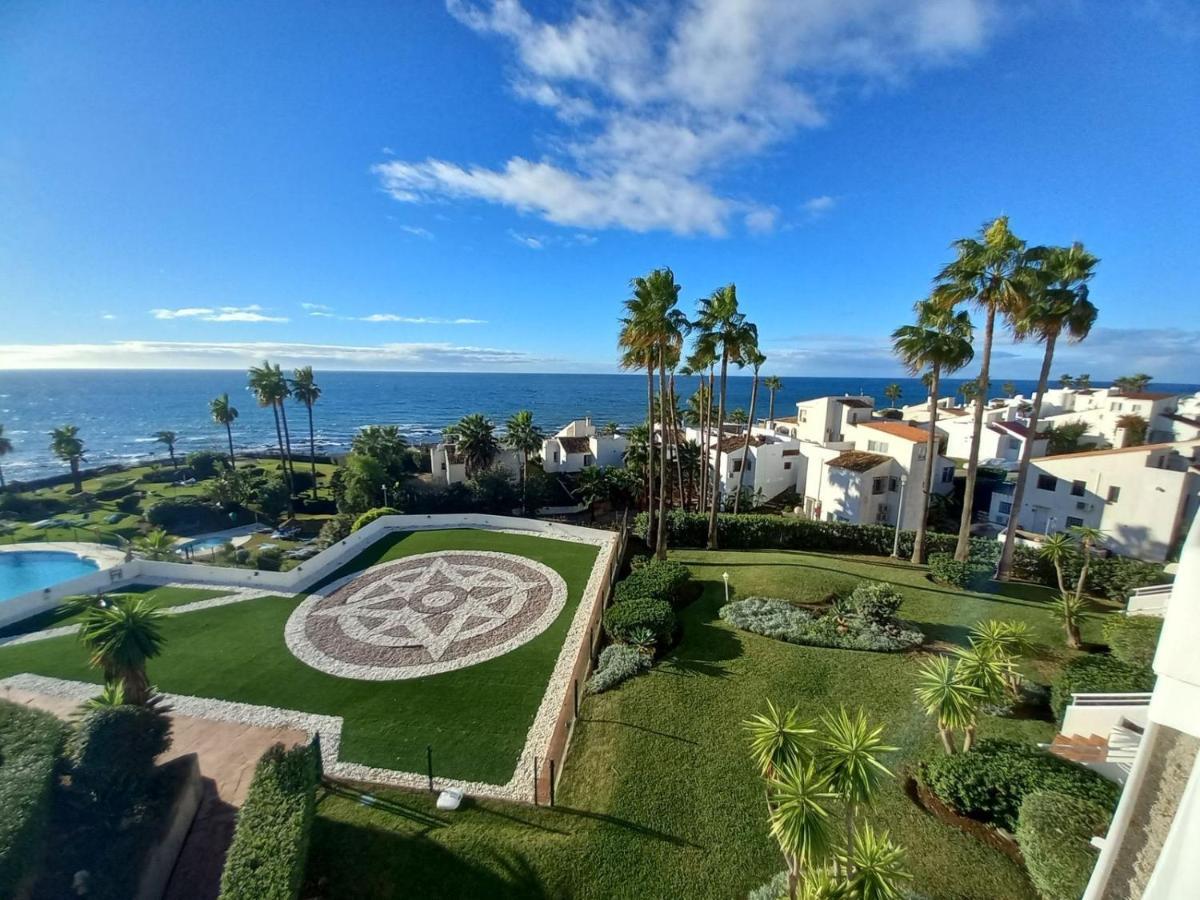 Miraflores Beachfront Penthouse Sitio de Calahonda ภายนอก รูปภาพ