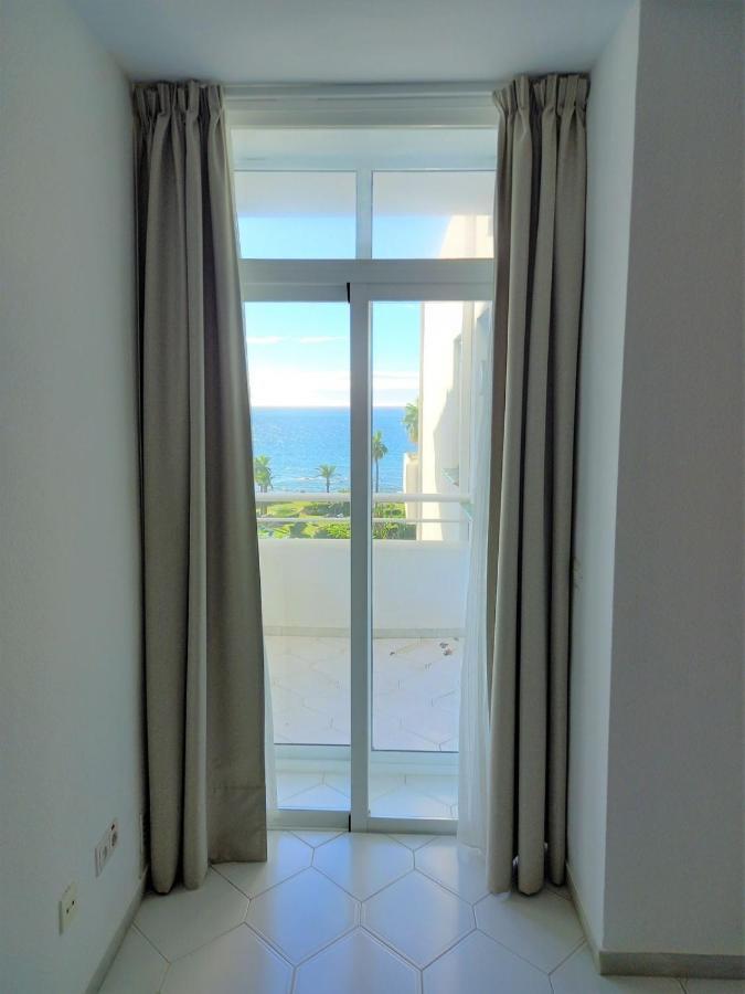 Miraflores Beachfront Penthouse Sitio de Calahonda ภายนอก รูปภาพ