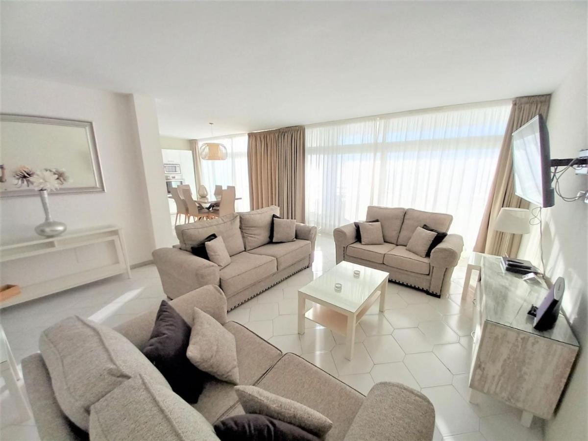 Miraflores Beachfront Penthouse Sitio de Calahonda ภายนอก รูปภาพ